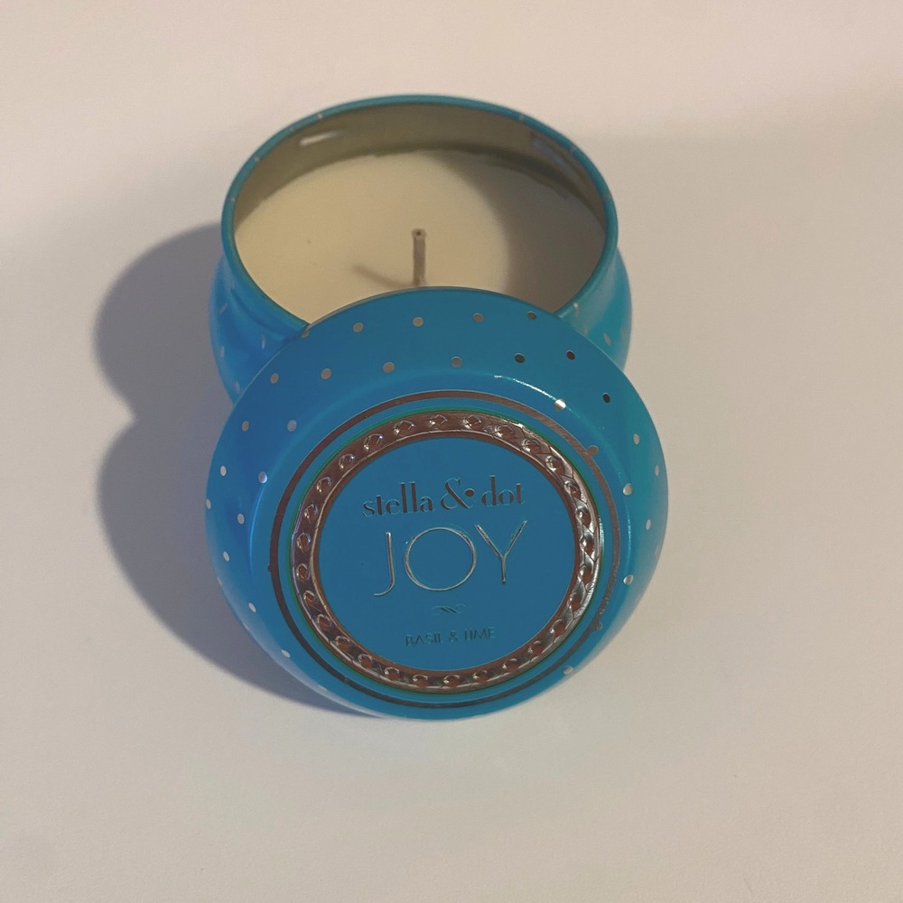 Stella & Dot Joy Basil & Lime Scented Candle Teal Blue Tin‎ 2.7oz Soy Wax Blend